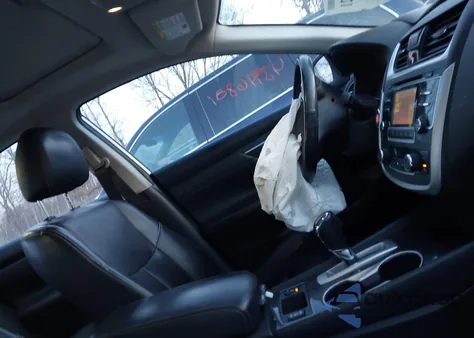 2017 Nissan Altima 2.5 Sl z USA, uszkodzony, nr VIN 1N4AL3AP0HC494174